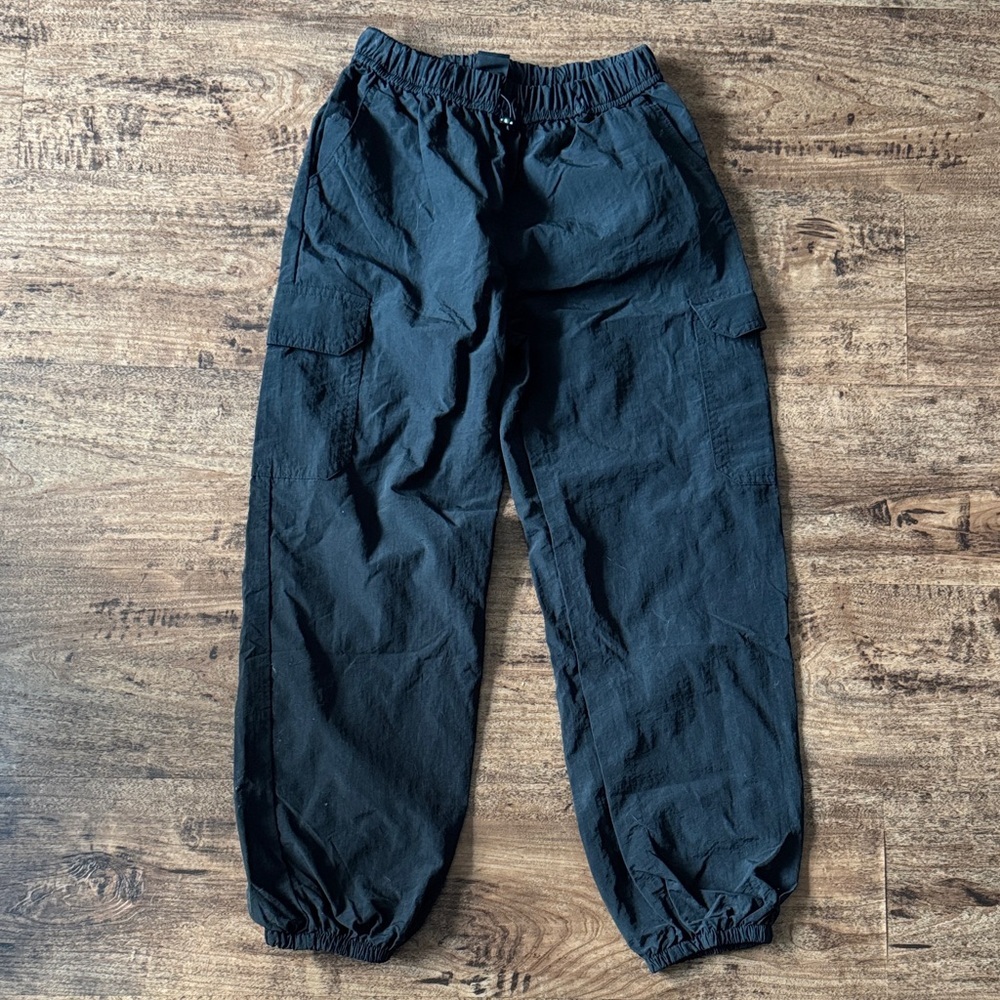 Black Nylon Cargo Pants Kids Medium NWOT